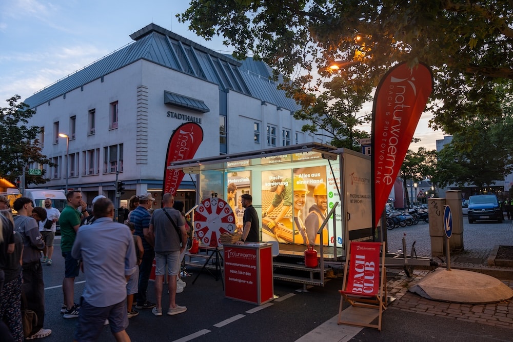 Stadtfest Aschaffenburg 2024-2 Der naturwaerme Stand auf dem Stadtfest Aschaffenburg