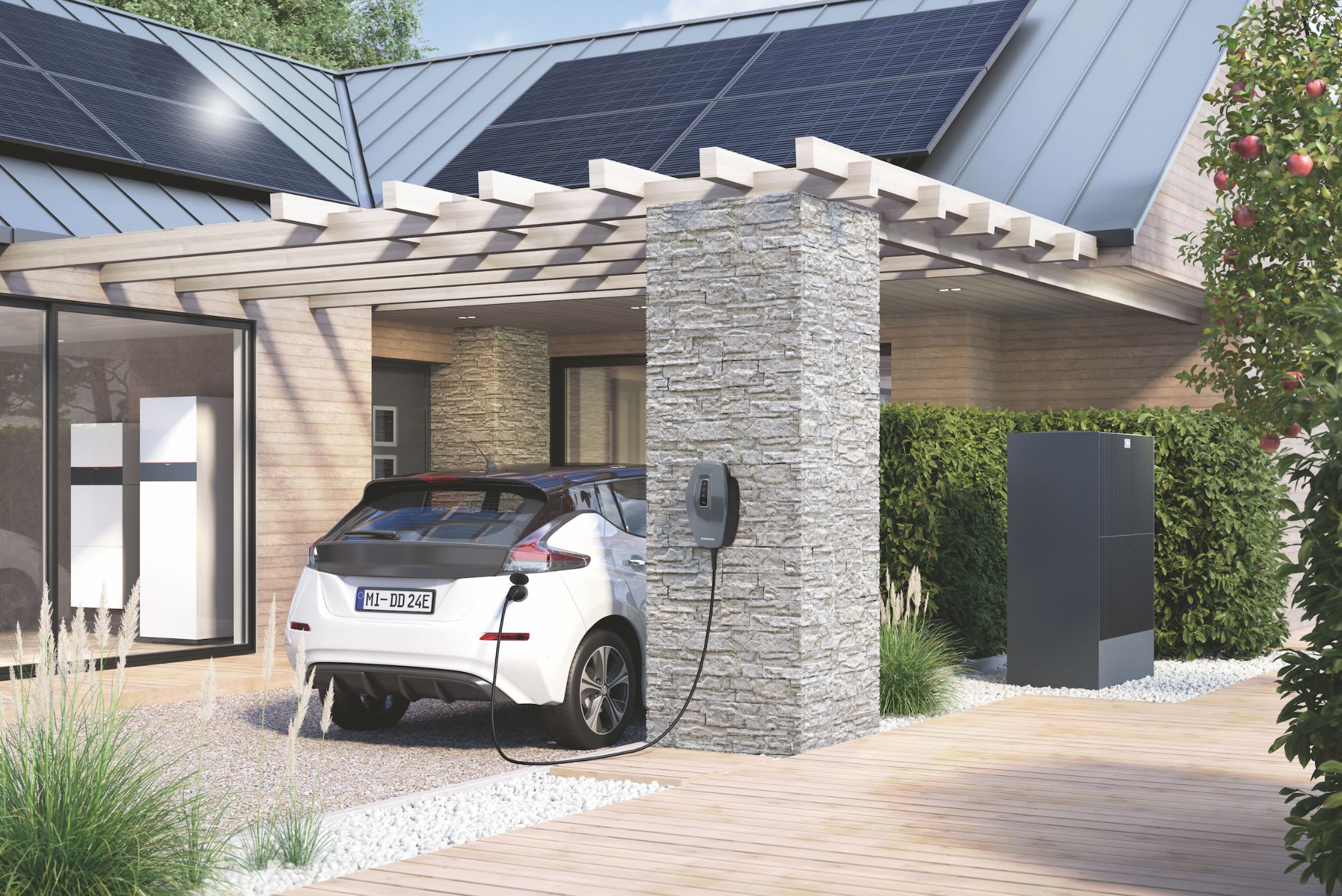 Haus mit Solaranlage von Viessmann